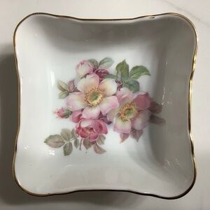 Bavaria Wild Rose Square Tidbit Bowl by Schumann Arzberg Germany Excellent